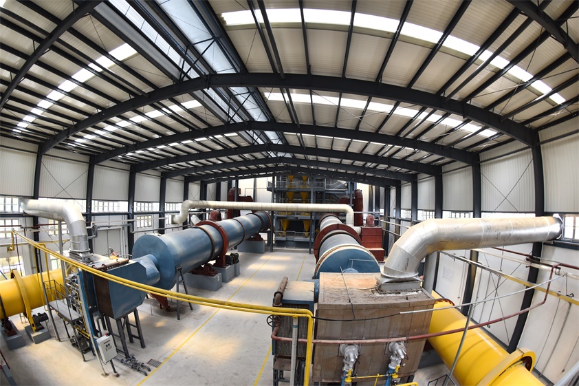 山東銀豐現(xiàn)代化工廠內(nèi)景